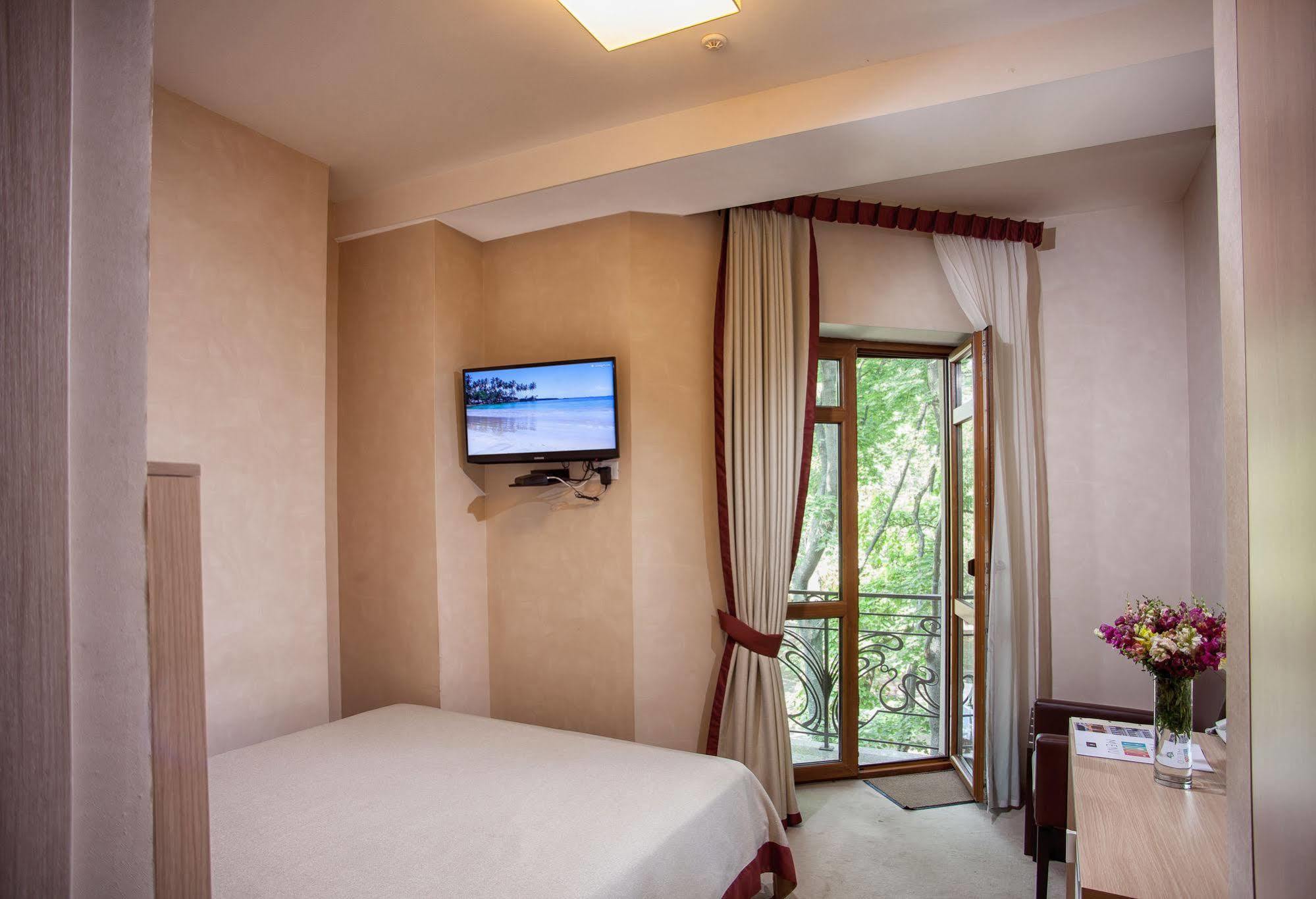 Boutique Hotel Palais Royal Odesa Habitación foto