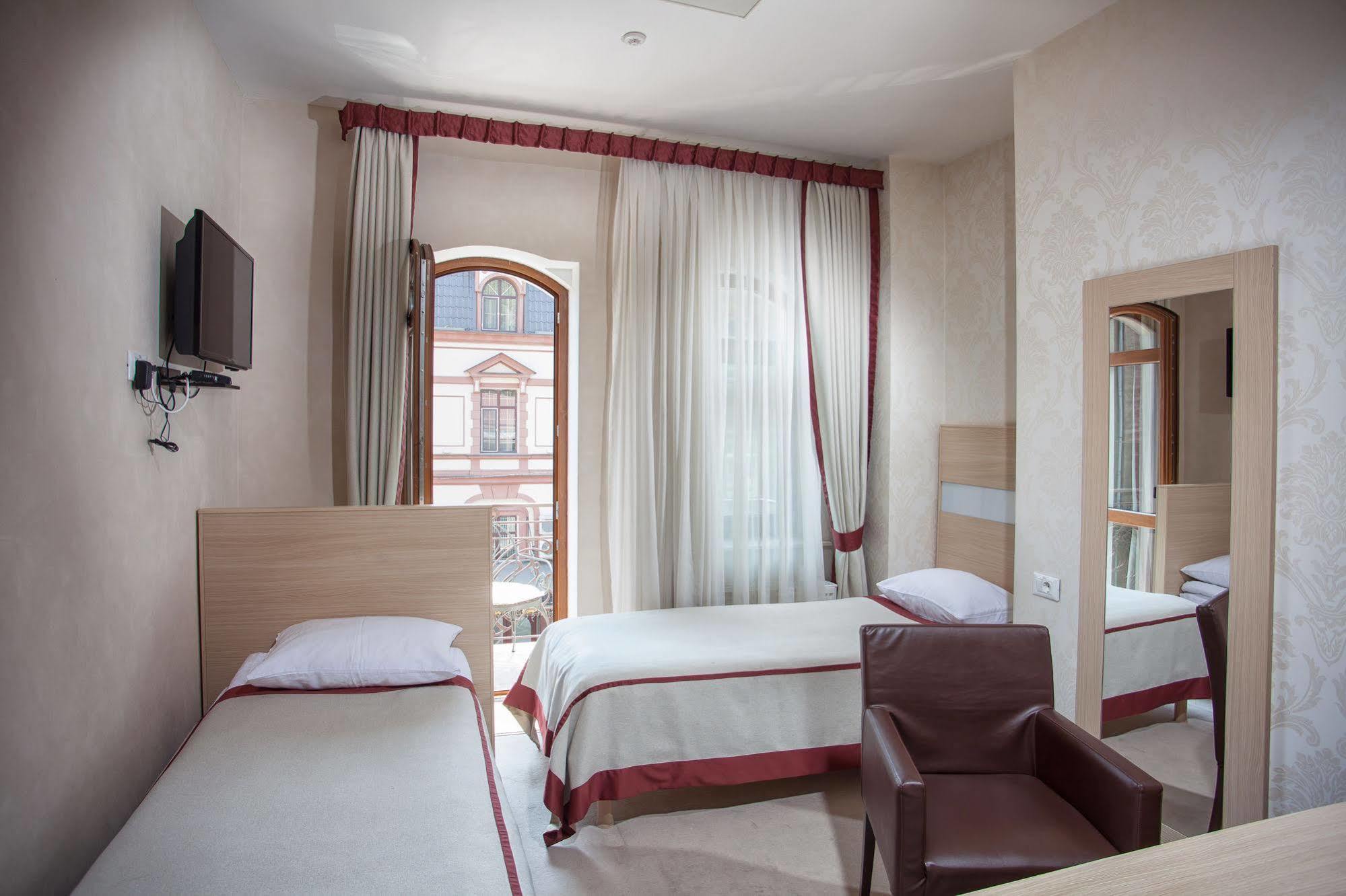 Boutique Hotel Palais Royal Odesa Habitación foto